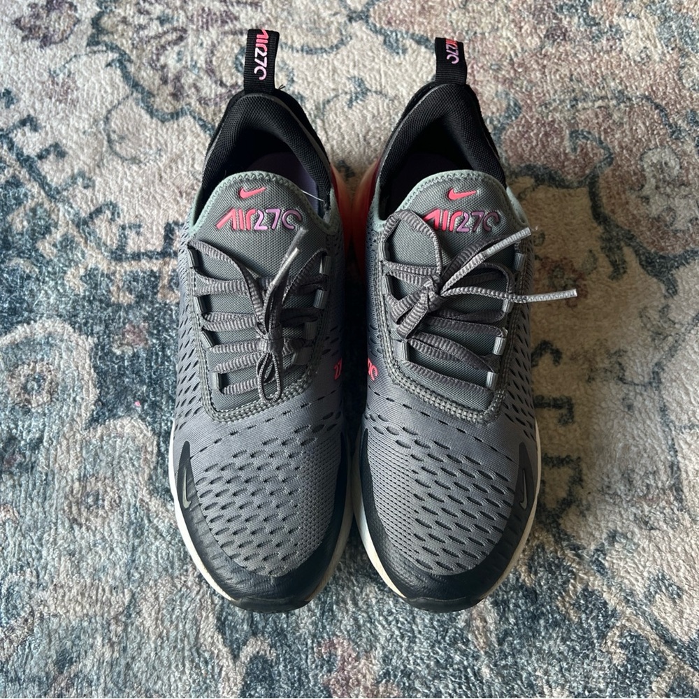 Nike Air 270 Gray and Pink Athletic Shoes